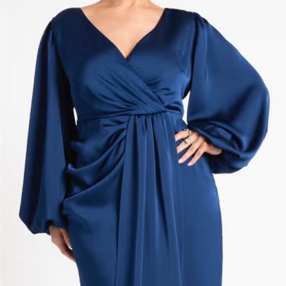 Eloquii Emerald Long Sleeve Dress - Picture 4 of 6